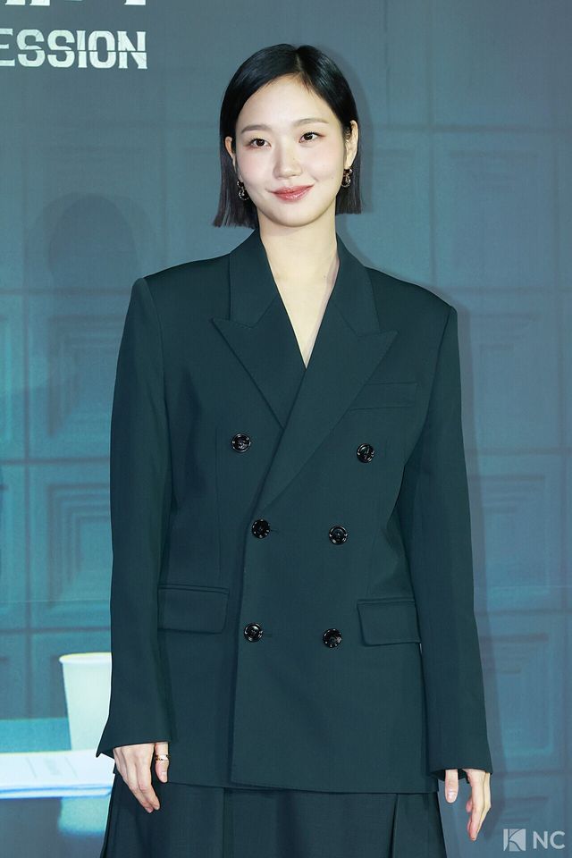 배우 김고은이 3일 오후 서울 용산구 CGV용산아이파크몰에서 진행된 넷플릭스 시리즈 ‘자백의 대가’(감독 이정효) 언론배급시사회 및 기자간담회에서 포즈를 취하고 있다. 사진=김규빈 기자