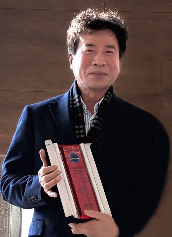 사진='2025 글로벌 K-컬처 문화대상’ 경제 부문에 선정된 안병립 엔텍월드 회장.