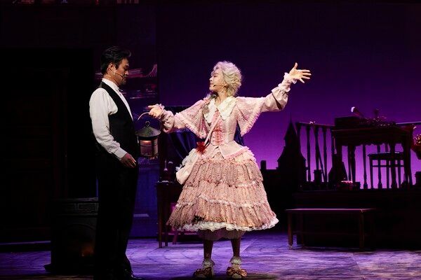 Lisa in the musical ‘A Christmas Carol’. Photo by Sejong Center for the Performing Arts.