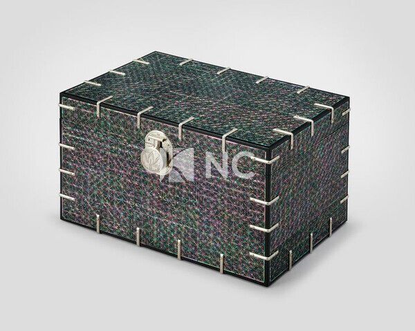 대통령상 ‘나전 국화문 보석함’(정기환 제작). 사진=국가유산청 제공