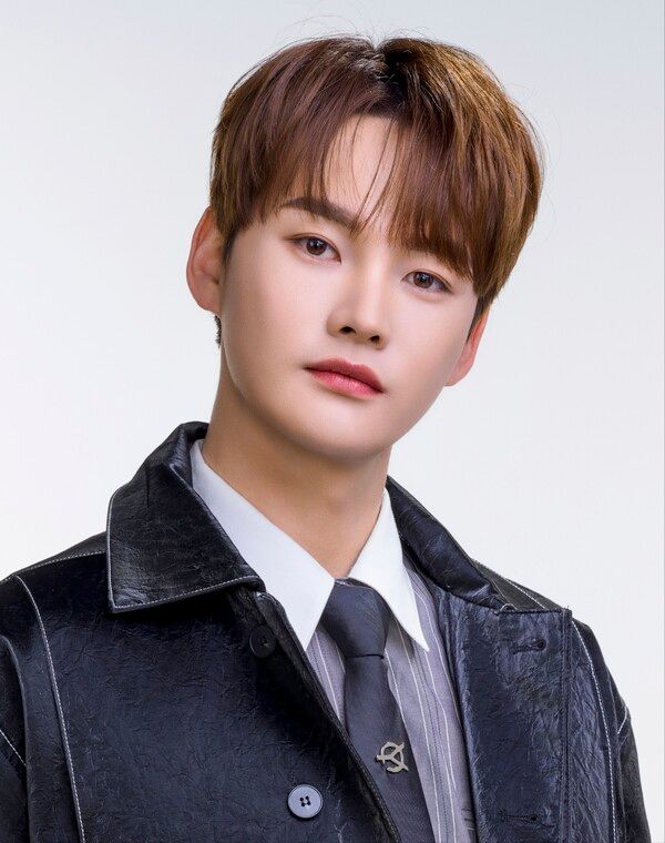 가수 박서진. 사진=장구의신컴퍼니