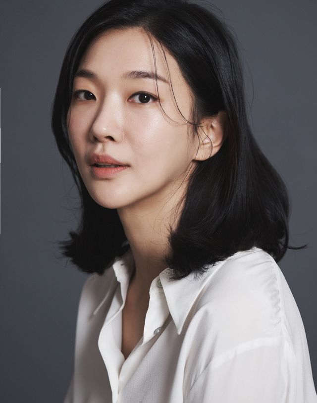 배우 정윤하. 사진=사람엔터테인먼트