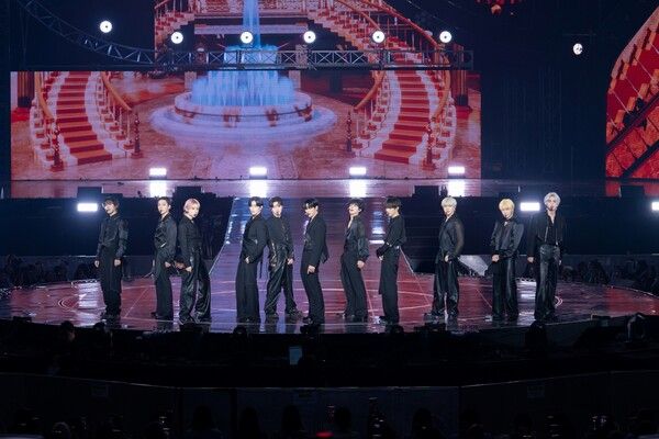 사진=원헌드레드