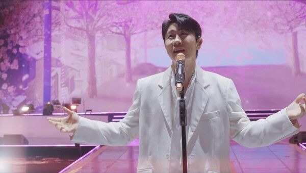 사진=영탁 ‘알 수 없는 인생’ 뮤직비디오 캡처