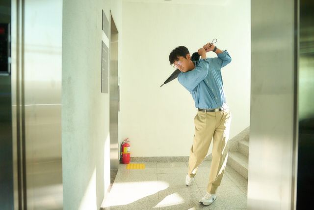 '로비'. 사진=쇼박스