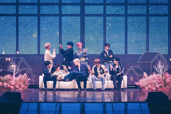 '제로베이스원 더 퍼스트 투어 '타임리스 월드'&nbsp;인 시네마' 스틸컷. 사진=CJ ENM