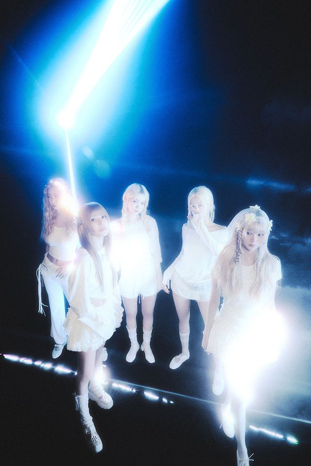 르세라핌, 'HOT' 콘셉트 포토. 사진=쏘스뮤직