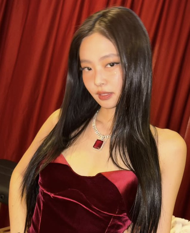 제니. 사진=제니 SNS