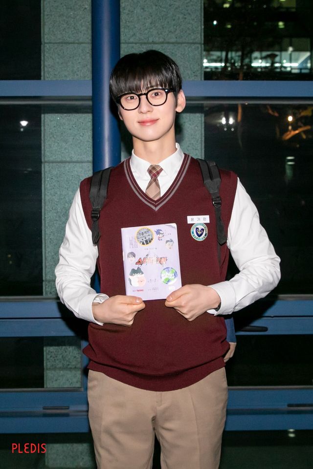 '스터디그룹' 황민현. 사진=플레디스 엔터테인먼트