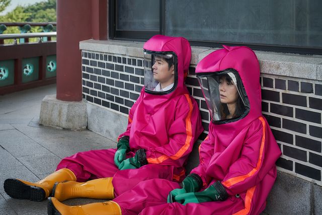 영화 '바이러스' 스틸. 사진=㈜바이포엠스튜디오/&nbsp;더램프㈜