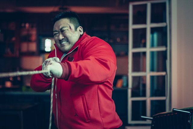 '거룩한 밤: 데몬 헌터스'. 사진=롯데엔터테인먼트