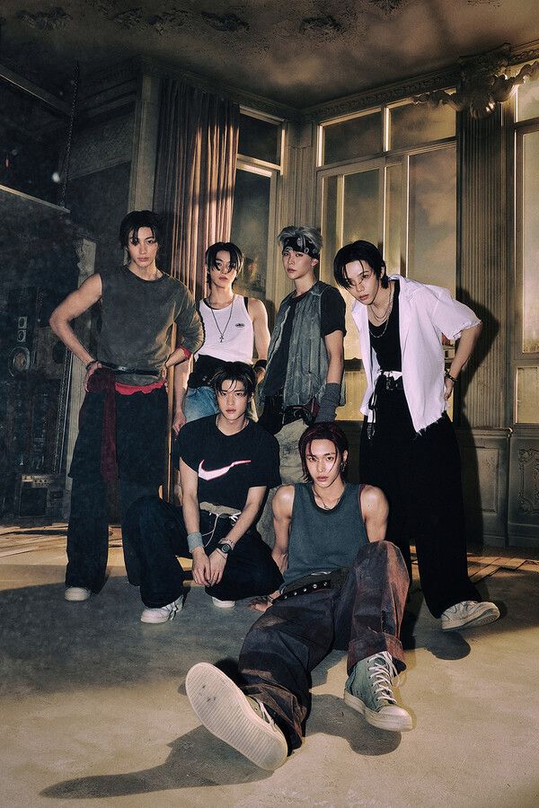 라이즈 첫 정규 앨범 _ODYSSEY_ 티저 이미지. 사진=SM엔터