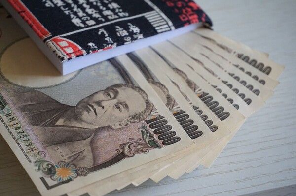 엔화 160엔 붕괴 초읽기…日 정부 개입 임박 속 한국 기업은 셈법 분주. 사진=Unsplash