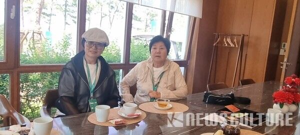 김애숙 KPS 대표(좌)와 강춘자 KLPGA 수석부회장