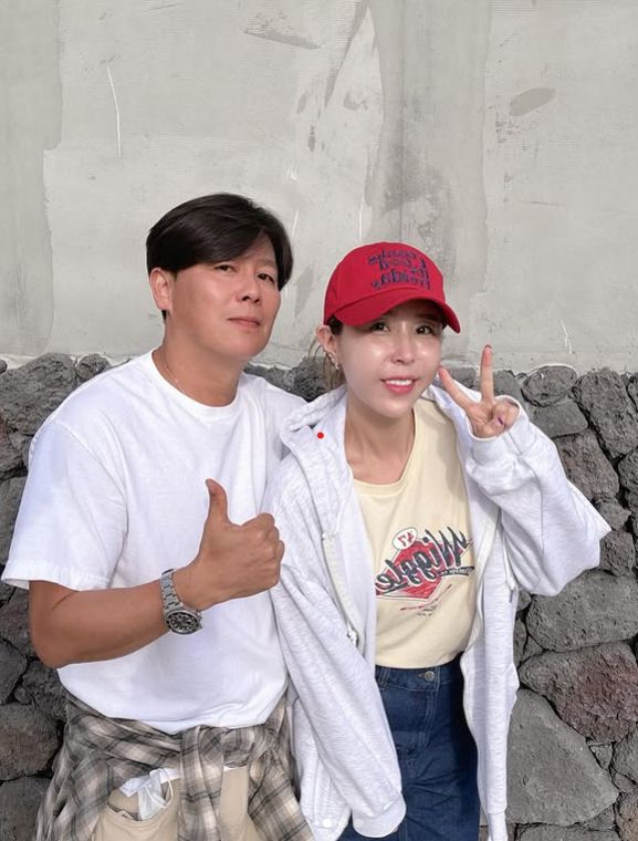 이재훈과 신지. 사진=신지 SNS