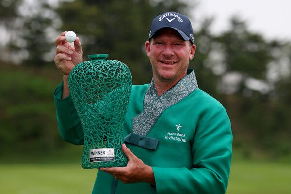숀 노리스가 연장 접전 끝에 '하나은행 인비테이셔널' 우승을 차지했다. 사진=KPGA
