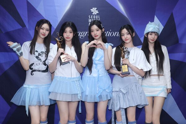 아일릿이 제34회 서울가요대상에서 2관왕 기염을 토했다. 사진=빌리프랩