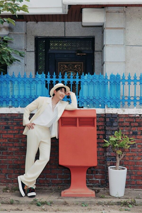 영탁. 사진=어비스컴퍼니