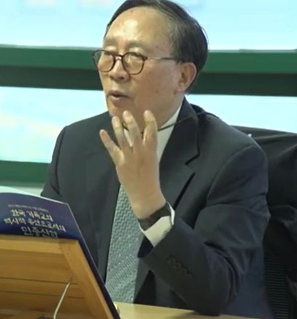 샬롬나비 상임대표 김영한 목사. 사진=한국신학아카데미 유튜브