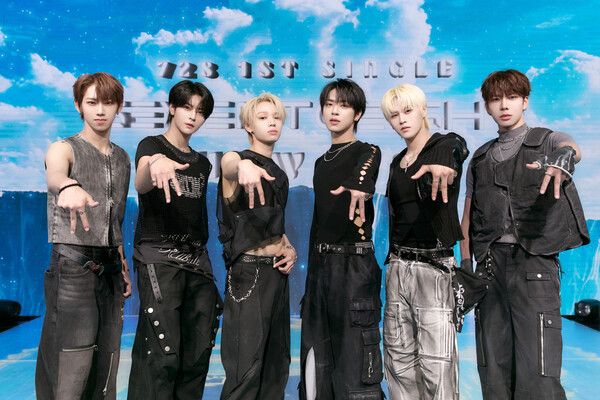28일 서울 마포구 상암동 쇼킹케이팝센터에서는 세븐투에잇(SEVENTOEIGHT, 728) 첫 싱글 발매기념 쇼케이스가 열렸다. 사진=텐엔터테인먼트