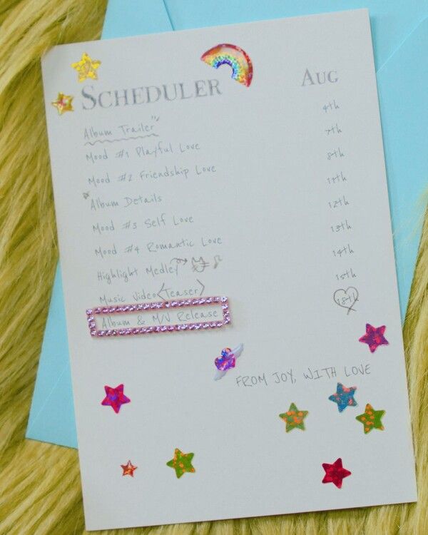 레드벨벳 조이 첫 미니 스케줄러. 사진=SM엔터테인먼트