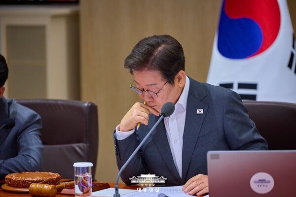 이재명 대통령이 지난 29일 서울 용산 대통령실 청사에서 제33회 국무회의를 주재했다. 사진=대통령실