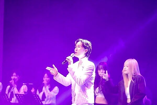 가수 신유 단독 콘서트. 사진=엔트로엔터테인먼트