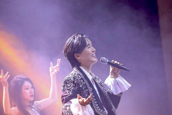 신유 단독 콘서트. 사진=엔트로엔터테인먼트