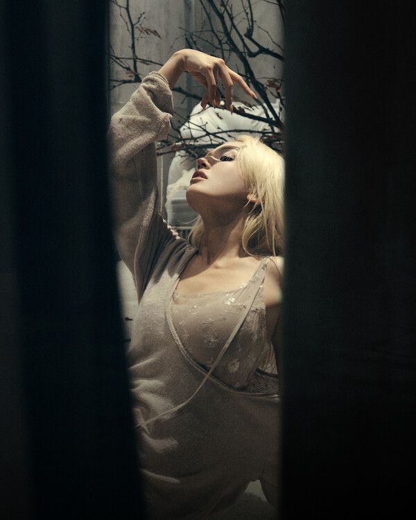 최근 서울 용산구 한 카페에서 두 번째 EP 'Chaotic & Confused'(카오틱 앤 컨퓨즈드) 컴백을 앞둔 전소미와 인터뷰를 가졌다. 사진=더블랙레이블