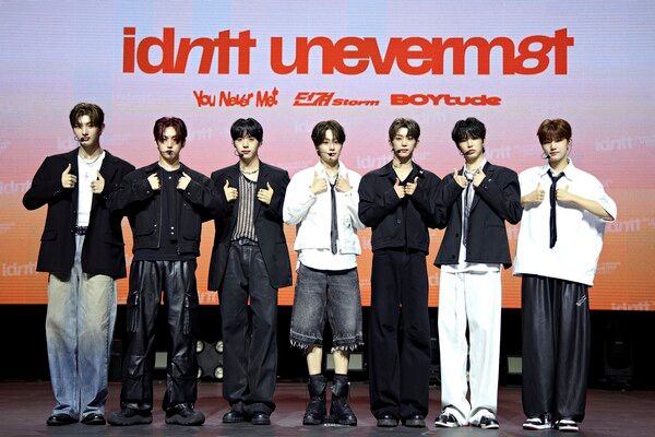 신인그룹 idntt(아이덴티티) 유닛 'unevermet'(유네버멧). 사진=모드하우스