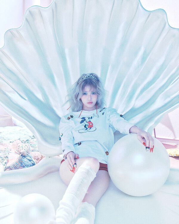 최근 서울 용산구 한 카페에서 두 번째 EP 'Chaotic & Confused'(카오틱 앤 컨퓨즈드) 컴백을 앞둔 전소미와 인터뷰를 가졌다. 사진=더블랙레이블