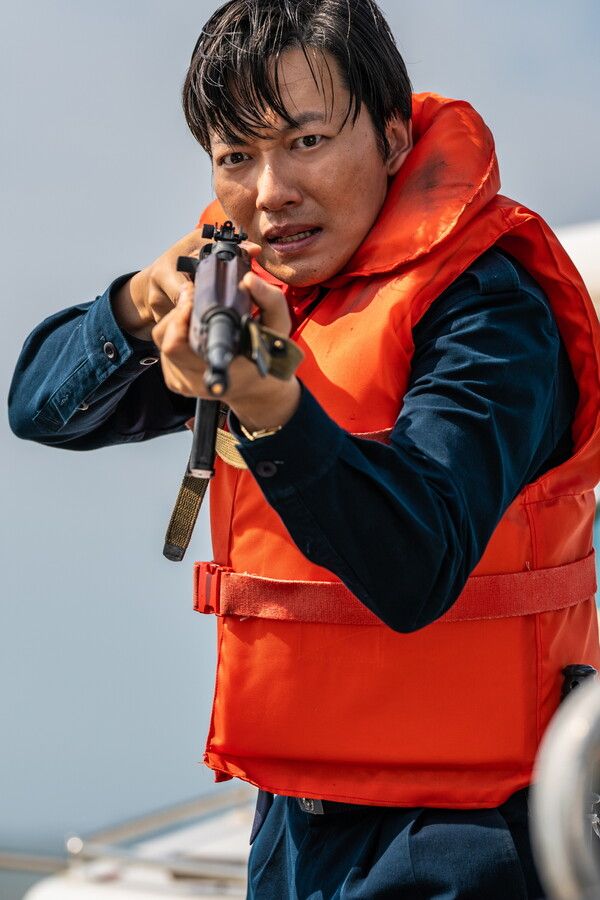 '파인: 촌뜨기들'. 사진=디즈니+