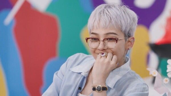 지드래곤. 사진=유튜브 '웃으면 안되는 지드래곤 생일파티' 캡처