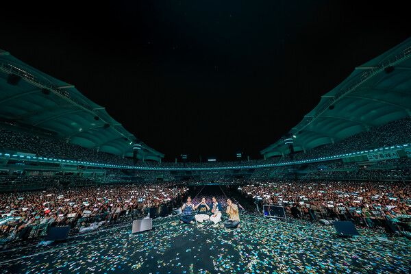 31일 경기 고양시 고양종합운동장 주경기장에서는 DAY6 10주년 투어 'The DECADE'(더 데케이드) 국내 2회차 공연이 열렸다.&nbsp;사진=JYP엔터테인먼트