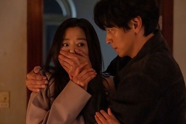 '북극성' 전지현-강동원. 사진=디즈니+