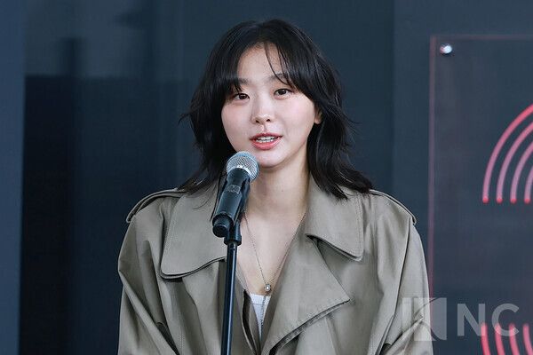 넷플릭스 영화 '대홍수' 무대인사에 참여한 배우 김다미. 사진=김규빈 기자