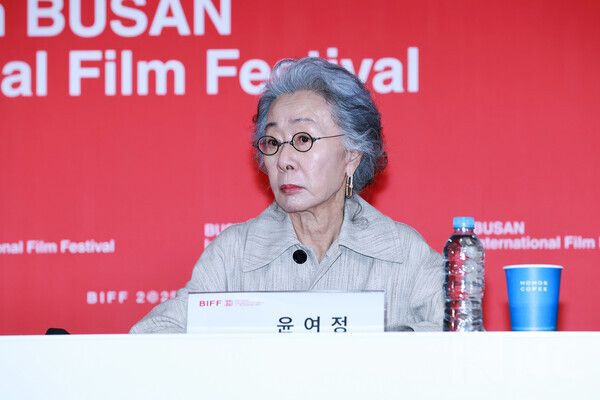 배우 윤여정. 사진=김규빈 기자