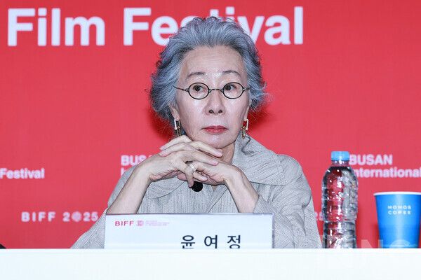 배우 윤여정. 사진=김규빈 기자