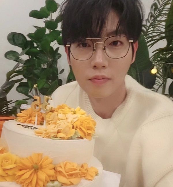 사진='가수 손태진