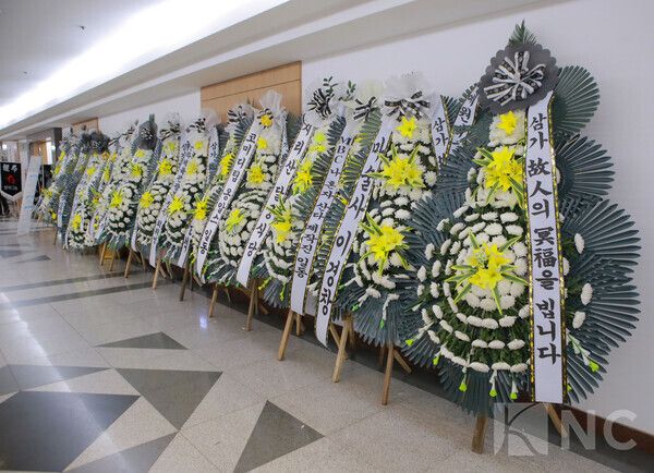 개그맨 전유성의 빈소가 26일 서울 송파구 서울아산병원 장례식장에 마련됐다. 사진=사진공동취재단