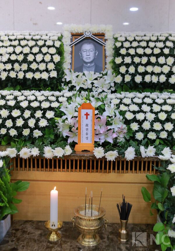 개그맨 전유성의 빈소가 26일 서울 송파구 서울아산병원 장례식장에 마련됐다. 사진=사진공동취재단