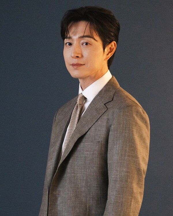 '살인자 리포트' 정성일. 사진=에이투지엔터테인먼트, 소니픽쳐스