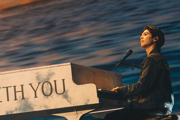 사진=더블랙레이블