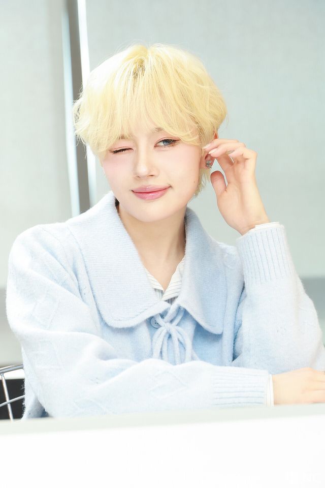 그룹 맵시(MEPC) 미호가 뉴스컬처와의 인터뷰에 앞서 포즈를 취하고 있다. 사진=김규빈 기자