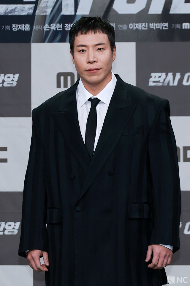 배우 태원석이 2일 오후 서울 마포구 MBC 상암 신사옥에서 진행된 MBC 새 금토드라마 ‘판사 이한영’(극본 김광민/연출 이재진, 박미연) 제작발표회에서 포즈를 취하고 있다. 사진=김규빈 기자