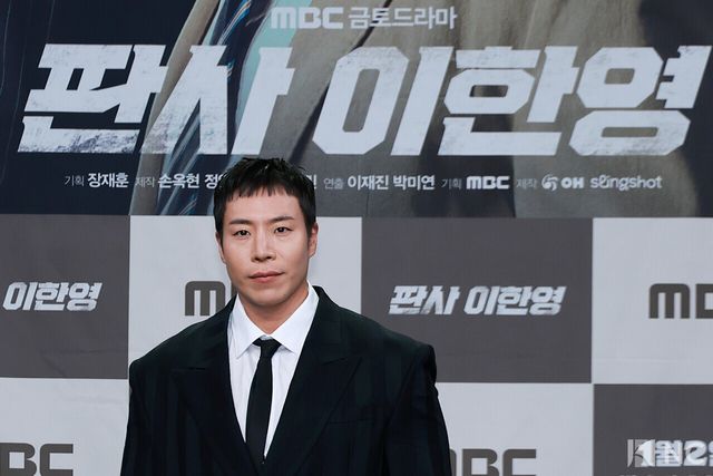 배우 태원석이 2일 오후 서울 마포구 MBC 상암 신사옥에서 진행된 MBC 새 금토드라마 ‘판사 이한영’(극본 김광민/연출 이재진, 박미연) 제작발표회에서 포즈를 취하고 있다. 사진=김규빈 기자