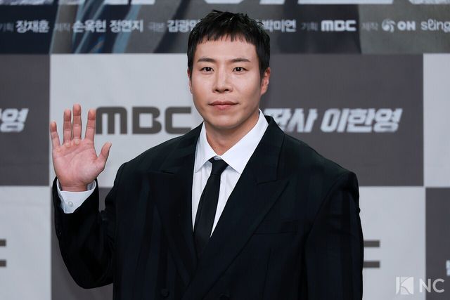 배우 태원석이 2일 오후 서울 마포구 MBC 상암 신사옥에서 진행된 MBC 새 금토드라마 ‘판사 이한영’(극본 김광민/연출 이재진, 박미연) 제작발표회에서 포즈를 취하고 있다. 사진=김규빈 기자