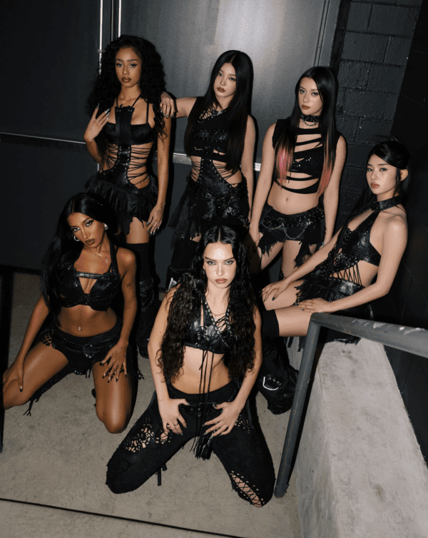 KATSEYE. Photo by HYBE, Geffen Records.