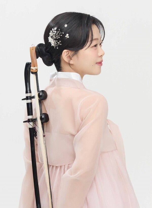 Poster for Seol-ha Park’s recital Haegeum, Drawing the Eight Sounds. Photo courtesy of Seokchon Lake Atelier