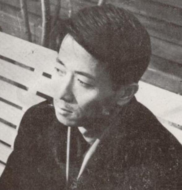 Photo by Shindongyeop, poet.